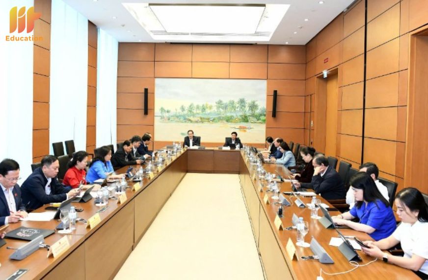 Học theo nhóm chủ đề, sơ đồ tư duy sẽ dễ học hơn